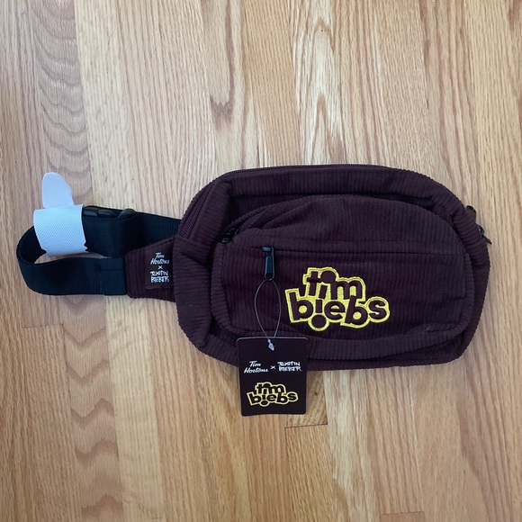 Tim Horton’s Tim Biebs Exclusive Fanny Pack NWT - Picture 2 of 6